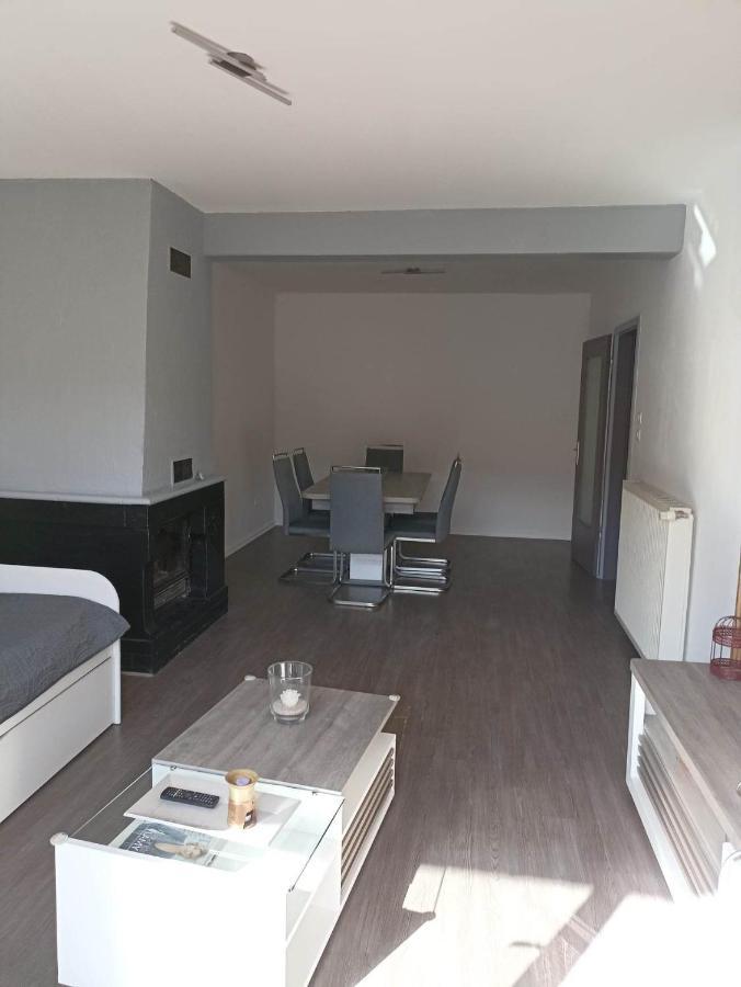 Appartement Gauche Avec Balcon Hargarten-aux-Mines Exterior foto